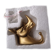 Load image into Gallery viewer, Resin Deer Head Animal Wall Hooks Decorative Clothes Display Rack Hook Coat Cap Rack Interior Showcase Wall Bag Key Organizer